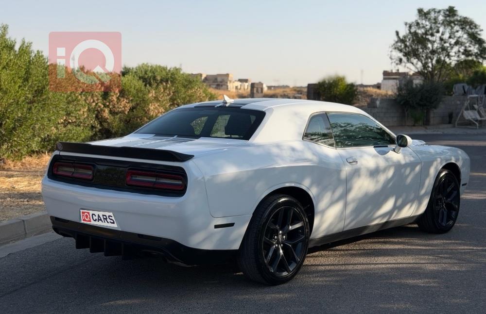 Dodge Challenger